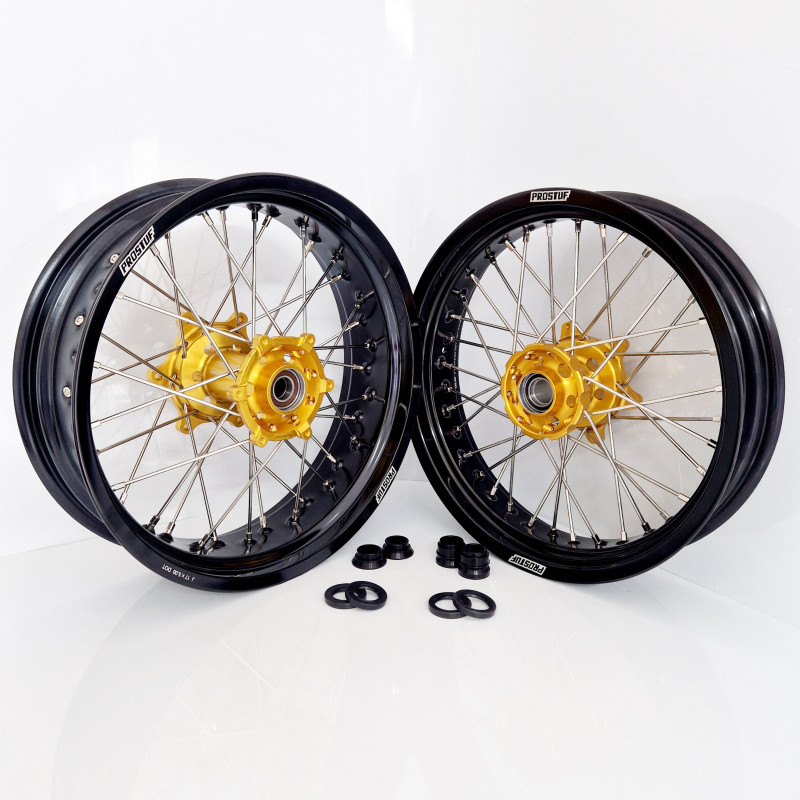 Paire de roues Supermoto Suzuki 250 RMZ 07-24 + 450 RMZ 05-24 - Personnalisable Paire de roues Supermoto Suzuki 250 RMZ 07-24 + 450 RMZ 05-24 - Personnalisable
